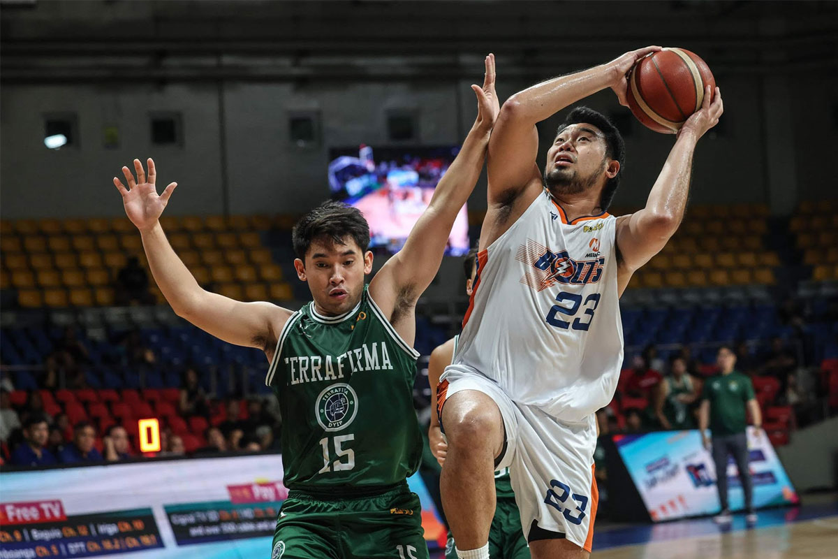 士淘汰对手 士淘汰对手